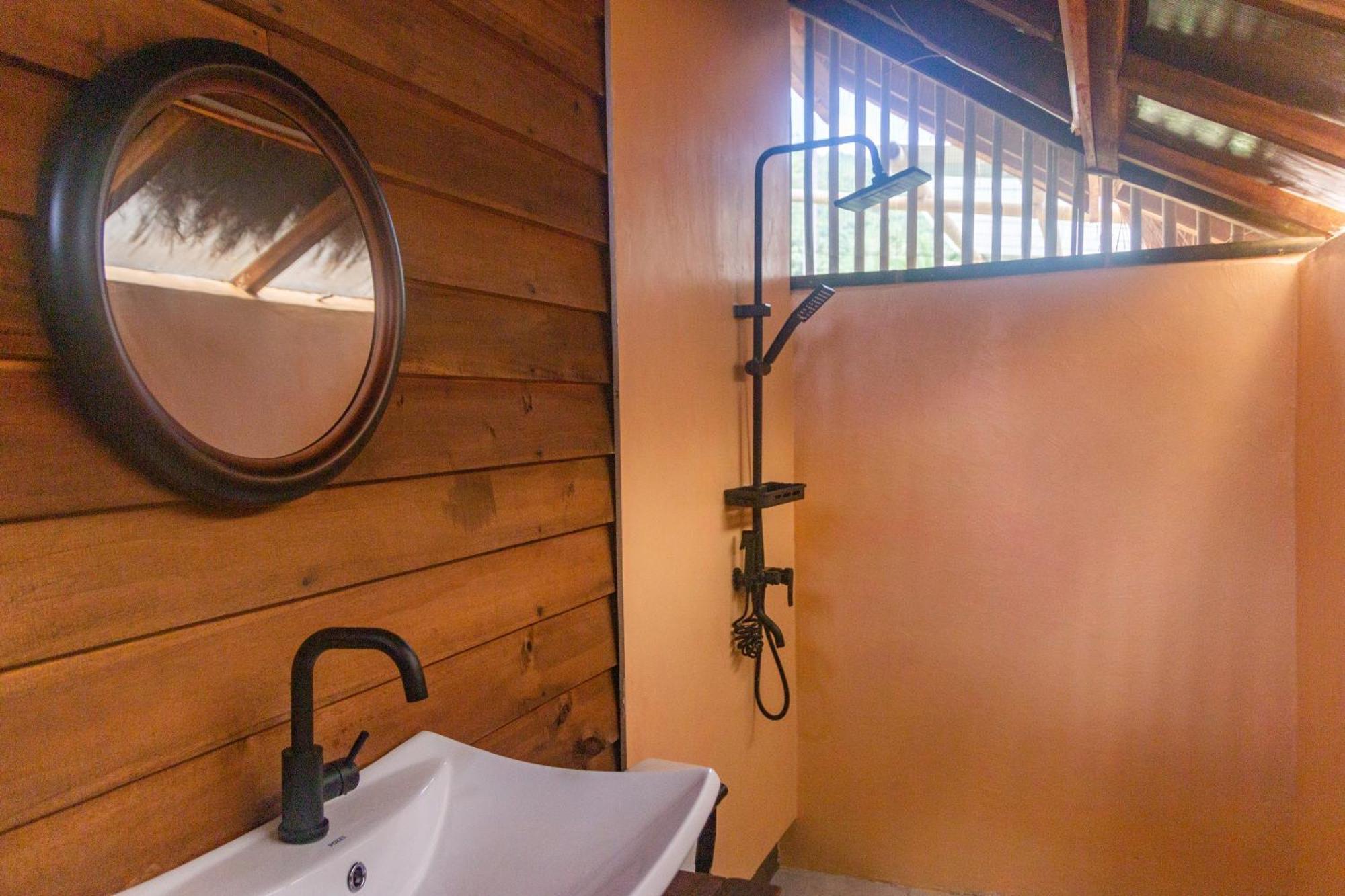 Eco Sanctuaries Nature Lodge Nacpan Beach, إل نيدو الغرفة الصورة